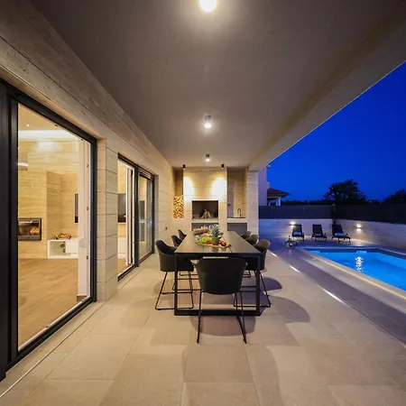 וילה Anlero Zadarvillas נין
