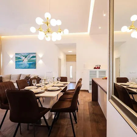 וילה Anlero Zadarvillas