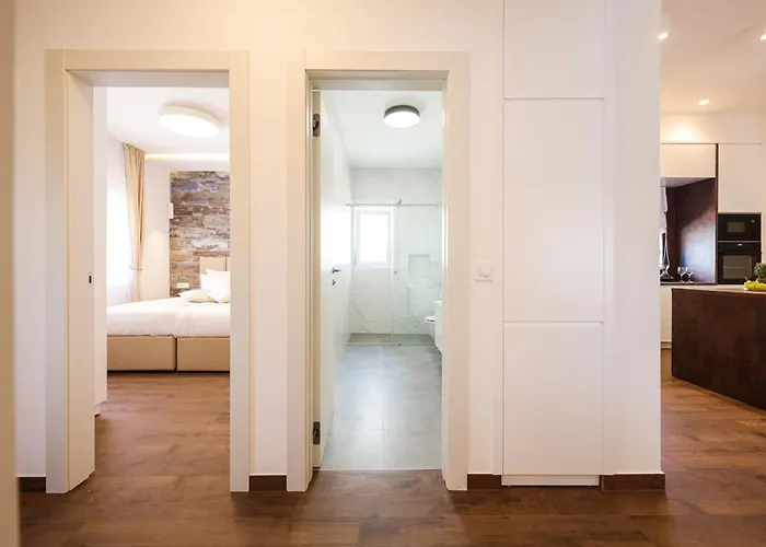 Anlero Zadarvillas * Нин
